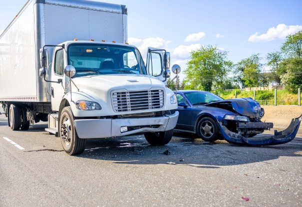 Truck and Commercial Vehicle Accident Claims on Arizona Highways: Regulatory and Employer Liability